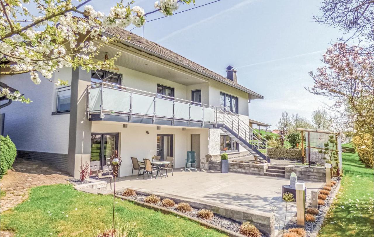 Cozy Apartment In Koerperich-Obersgegen With Wifi Korperich Eksteriør bilde